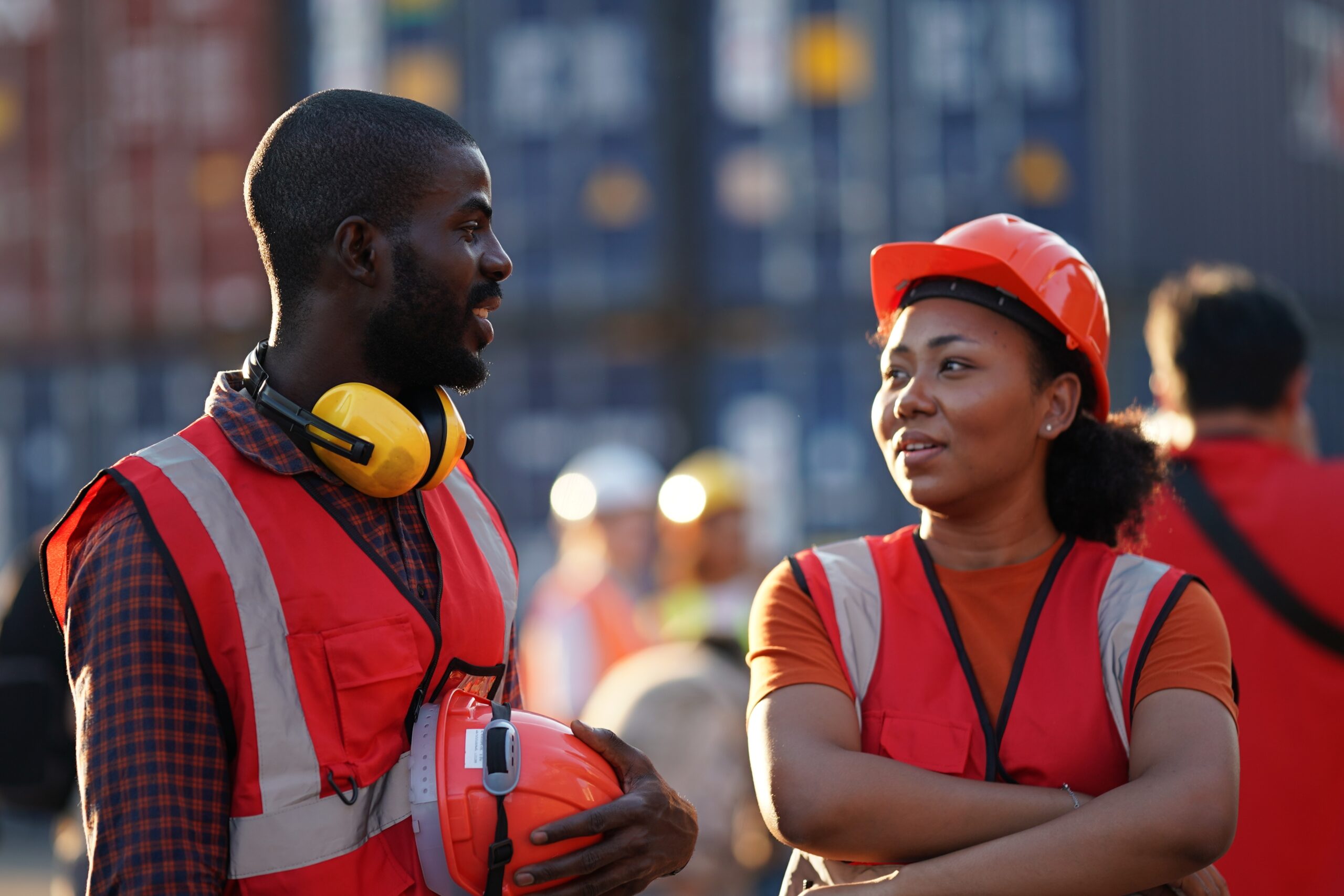 foreman-checking-containers-in-the-terminal-at-im-2025-02-03-09-54-45-utc